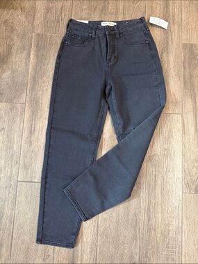 NWT Bullhead Denim Co Vintage Dark Charcoal High-Rise Straight Jeans